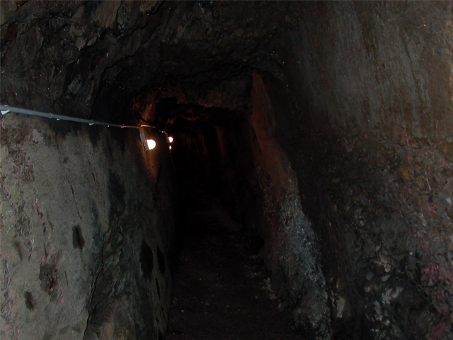 Die Grube „Grüne Hoffnung“ reicht 34 Meter in den Berg hinein.